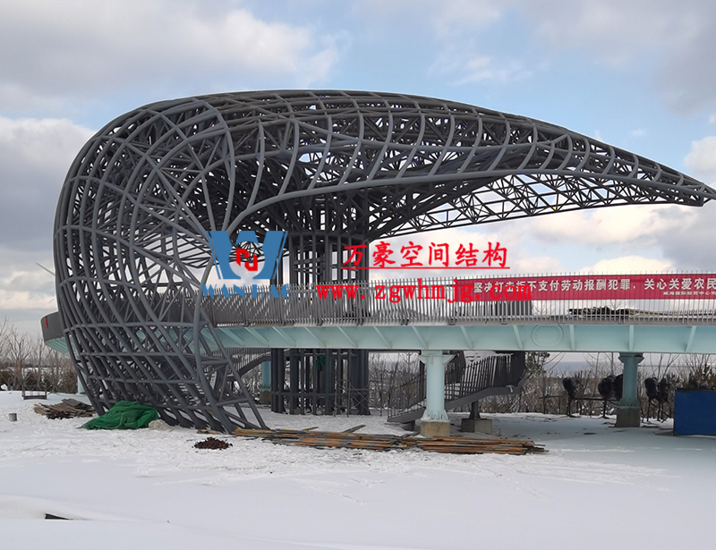 什么是異形鋼結(jié)構(gòu)？復(fù)雜空間異形鋼結(jié)構(gòu)該如何選擇廠家？