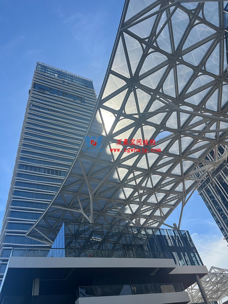 縱使烈日炎炎，腳步從未止歇！海南這個(gè)ETFE氣枕膜項(xiàng)目施工進(jìn)度有最新消息