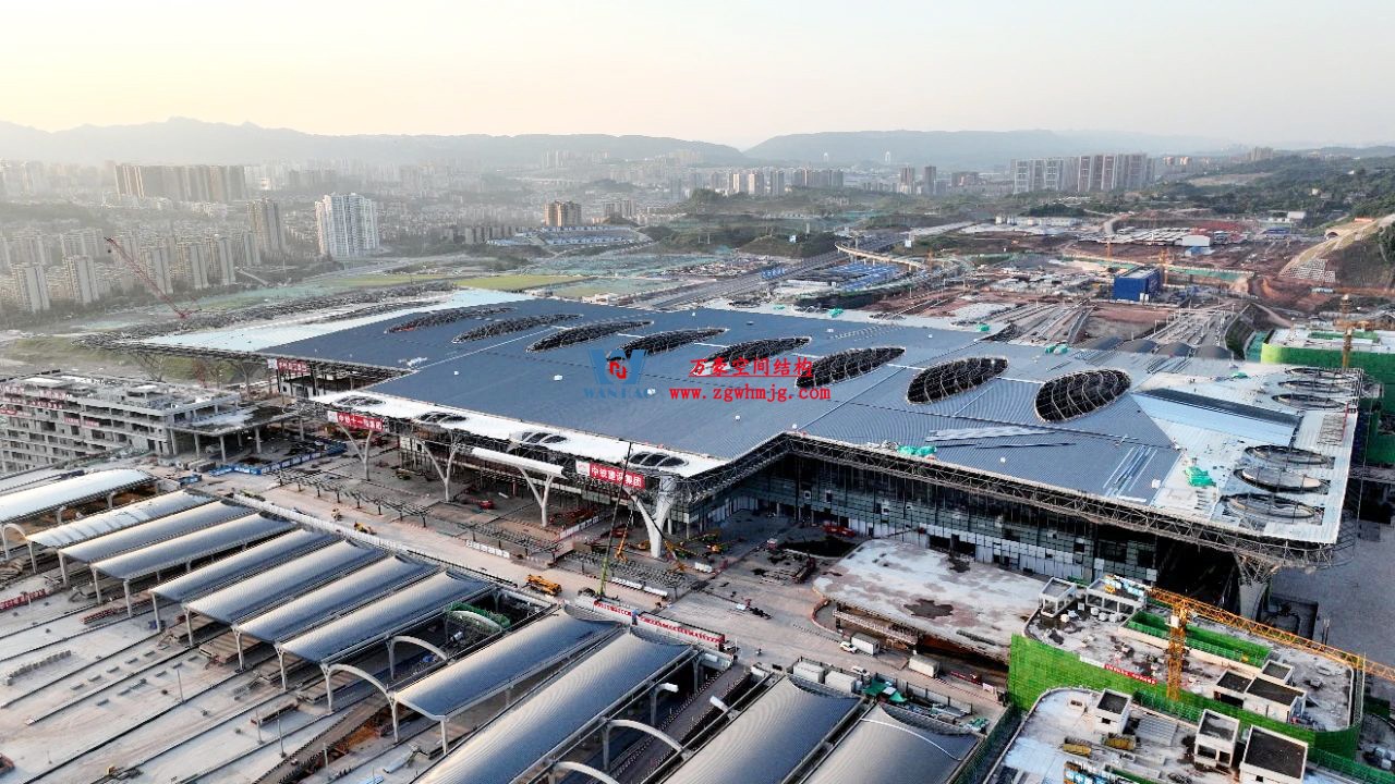 重慶東站站房正在加速建設(shè)，全力繪就項(xiàng)目新篇章