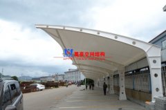 膜結(jié)構(gòu)車(chē)棚在生活中有哪些延伸效果？能起到什么作用？