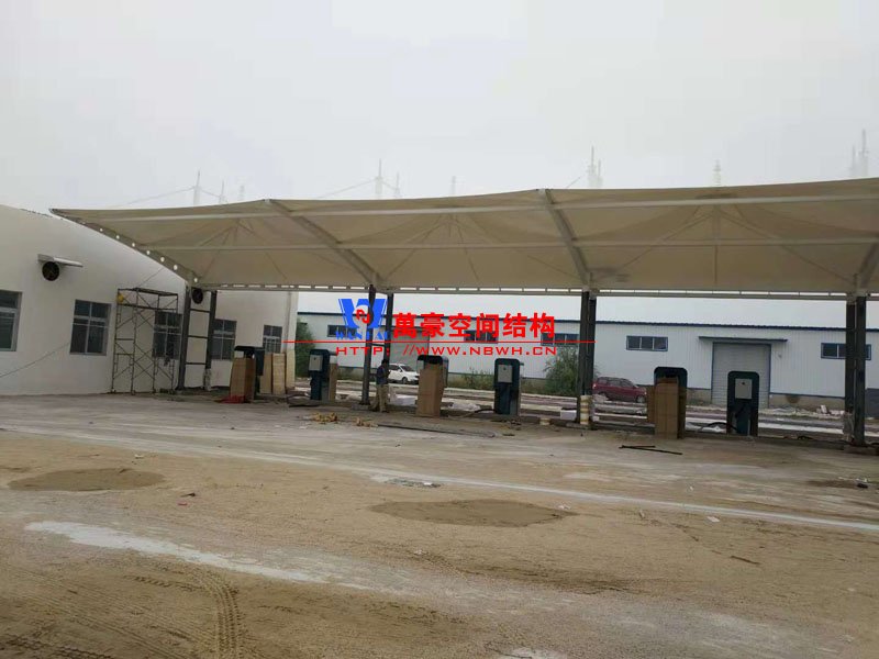 充電樁膜結構雨棚