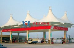 膜結(jié)構(gòu)加油站有什么優(yōu)點(diǎn)？為什么加油站頂棚優(yōu)先選擇膜結(jié)構(gòu)？