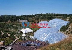 ETFE膜結(jié)構(gòu)建筑有什么特點(diǎn)？世界著名ETFE膜結(jié)構(gòu)建筑有哪些？